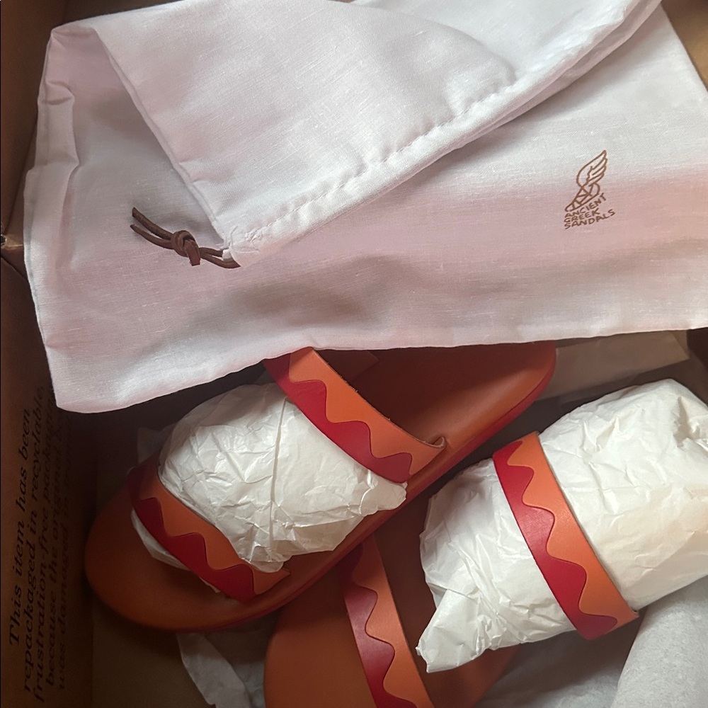 Ancient Greek sandals Leather Sandals, brand new with dust bag size euro 37 US 6 - Picture 2 of 4